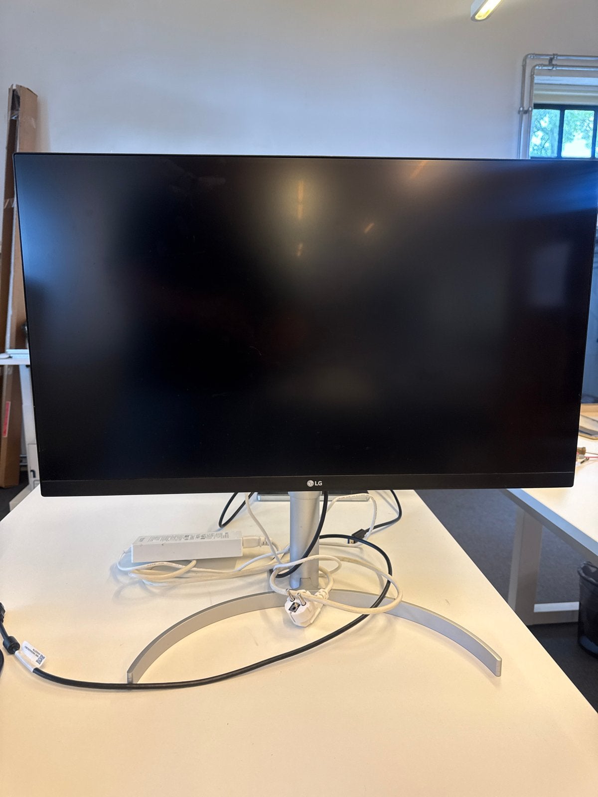 LG 27UL850-W 27 inch 4K UHD Monitor, HDMI, IPS, In hoogte verstelbaar, 5 ms of meer