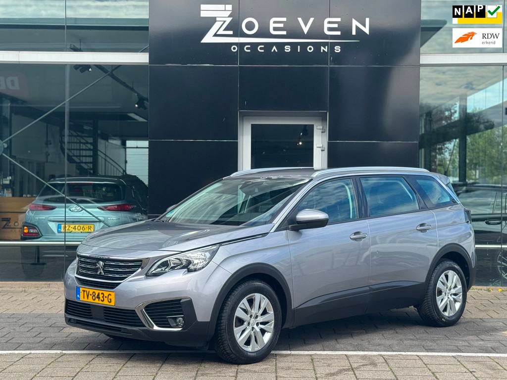 Peugeot 5008 1.2 PureTech Blue Lease Executive 7 Pers., Voorwielaandrijving, Stof, Gebruikt, 1199 cc