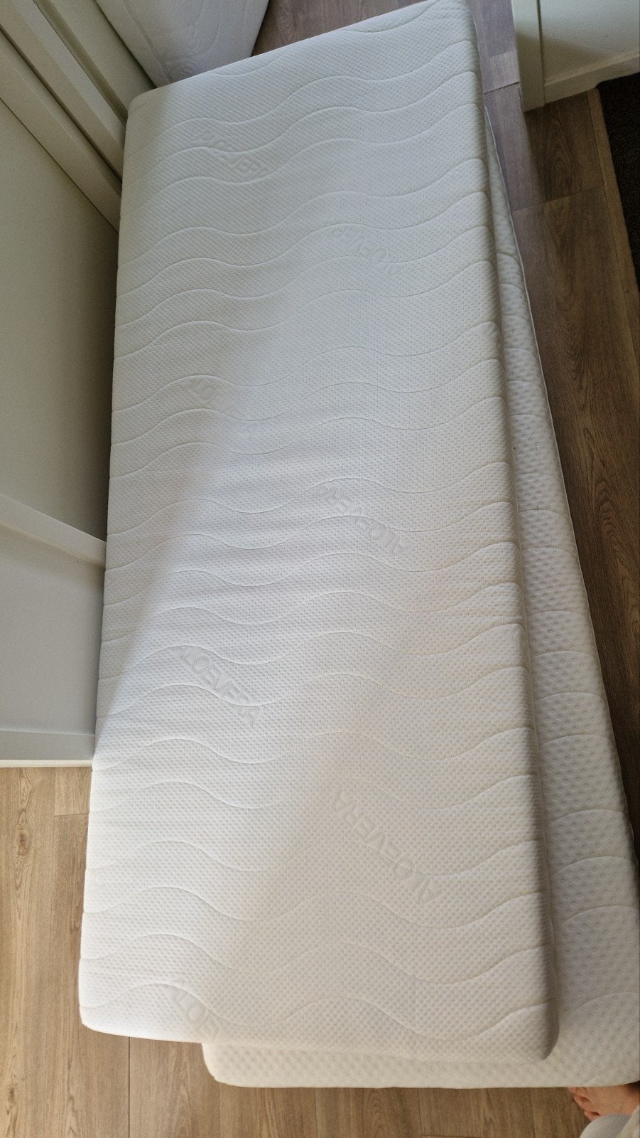 Twee matrassen 80x200, hoes afritsbaar, past op Ikea Hemnes, Ophalen, Eenpersoons, Zo goed als nieuw, 80 cm