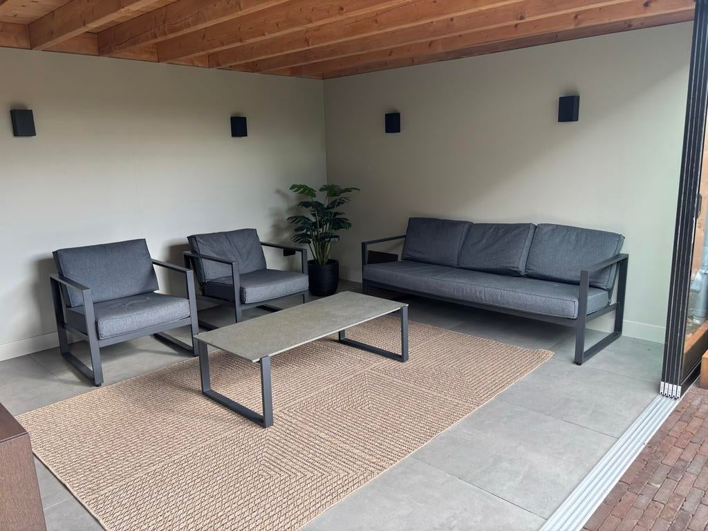 Loungeset VONGE 5-persoons zwart - JYSK, Tuin en Terras, Tuinsets en Loungesets, Zo goed als nieuw, Loungeset, Aluminium, 5 zitplaatsen