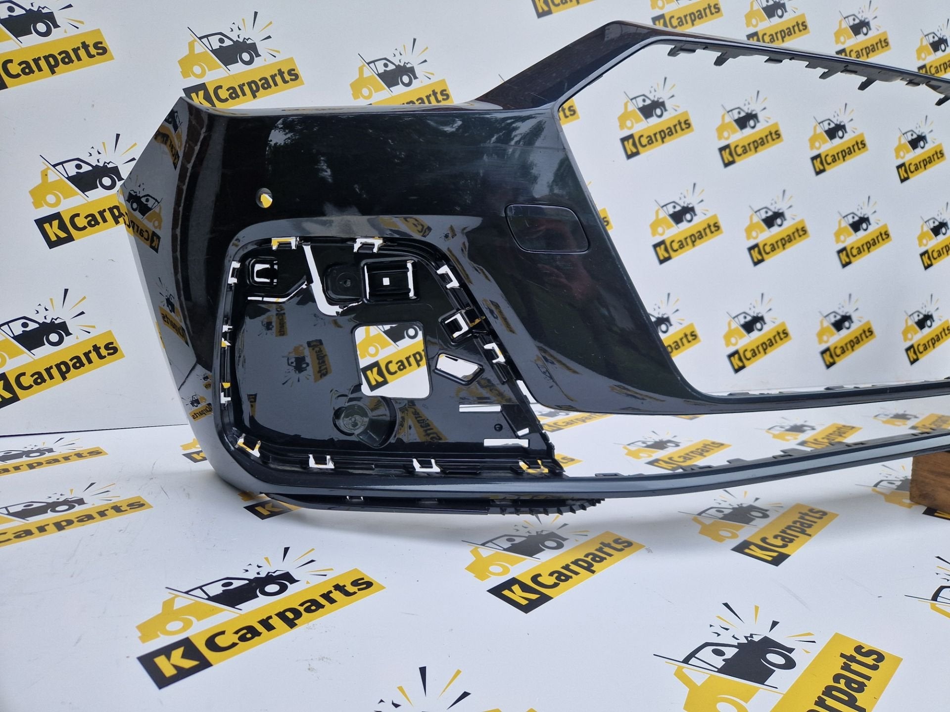 Voorbumper Audi A1 82A S-Line Origineel Bumper 82A807437, Auto-onderdelen, Gebruikt, Voor, AUDI AG, Auto-Union-Strasse 1
85045  Ingolstadt, DE