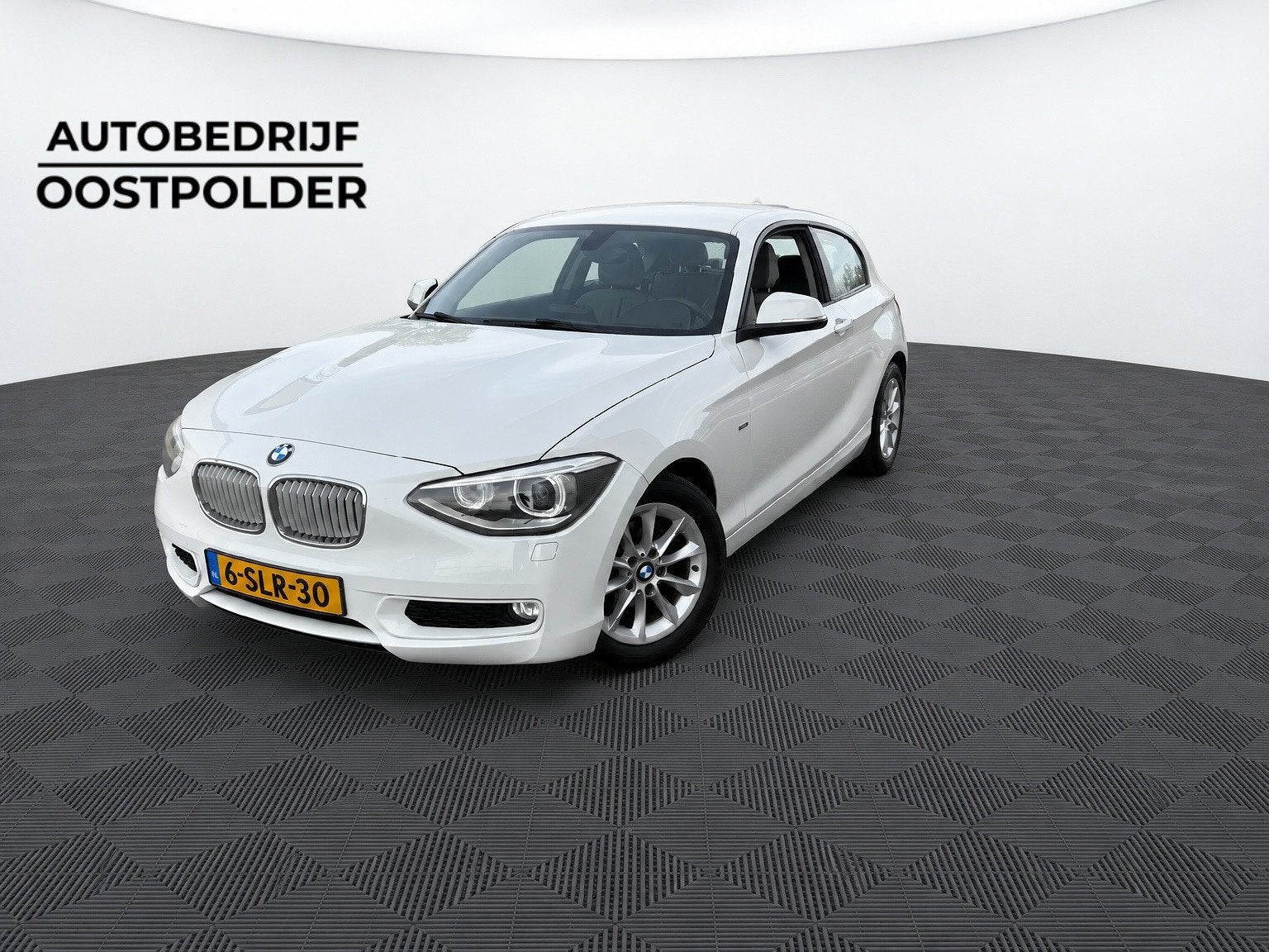 BMW 1-serie 116i EDE Executive, Gebruikt, 4 cilinders, Wit, Origineel Nederlands