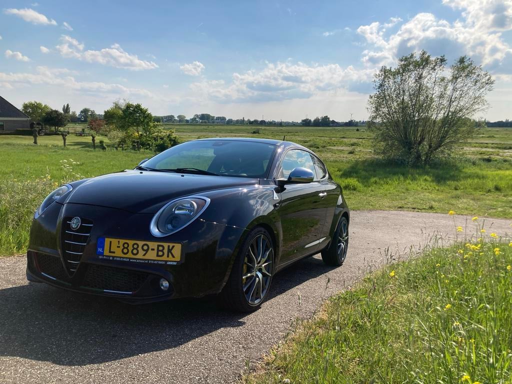 Alfa Romeo Mito QV 201PK nieuwe distr. nieuwe banden, Auto's, 201 pk, Alcantara, Handgeschakeld, Particulier