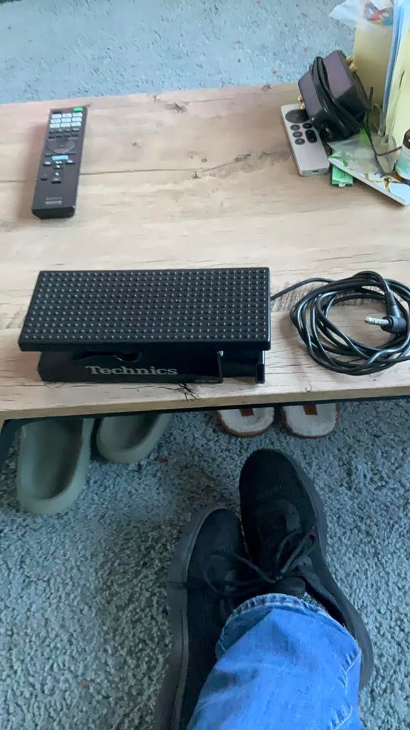 TECHNICS SZ-E2 EXPRESSION PEDAL, Ophalen, Zo goed als nieuw, 61 toetsen, Technics