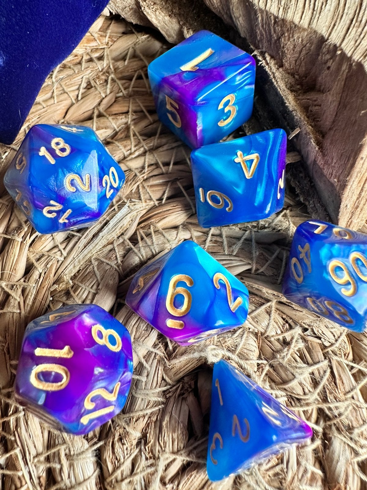 DND dice / blauw - paars / dobbelstenen / RPG / D&D / Nieuw, Hobby en Vrije tijd, Wargaming, Ophalen of Verzenden, Nieuw