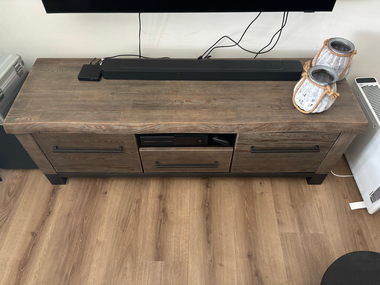 Robuust houten tv-meubel met opbergruimte, Ophalen, Gebruikt, 150 tot 200 cm, Minder dan 100 cm