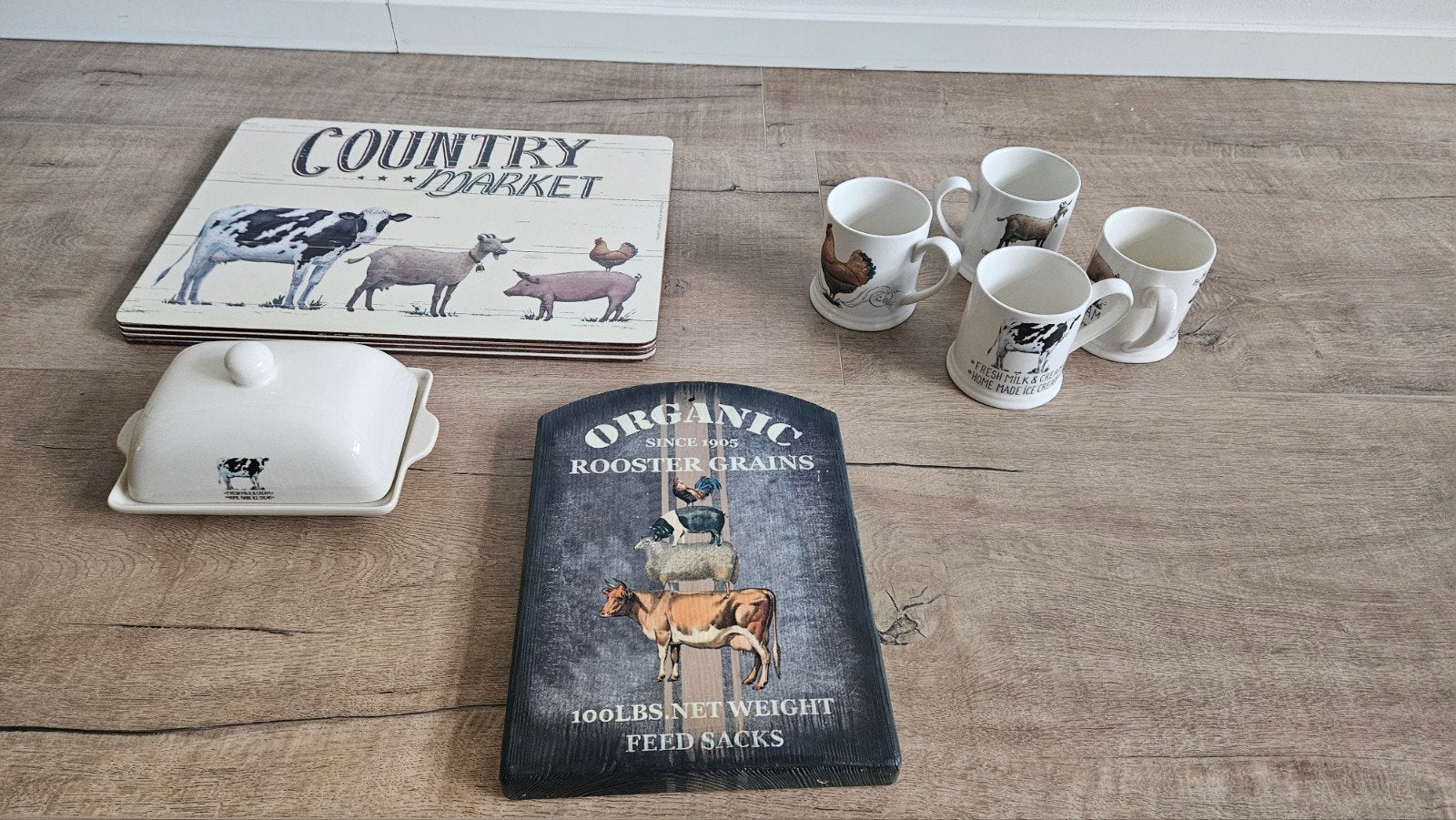 Boeren Servies Set: Mokken, Boterbox, Placemats, Kaasplan, Ophalen of Verzenden, Overige stijlen
