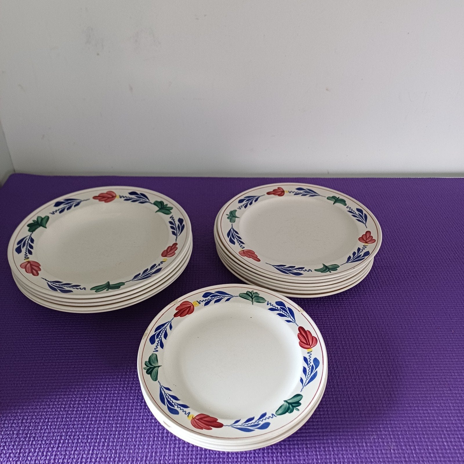boerenbont. 4 boterham/5 diepe en 6 grte platte borden., Huis en Inrichting, Keuken | Servies, Gebruikt, Landelijk/Boerenbont