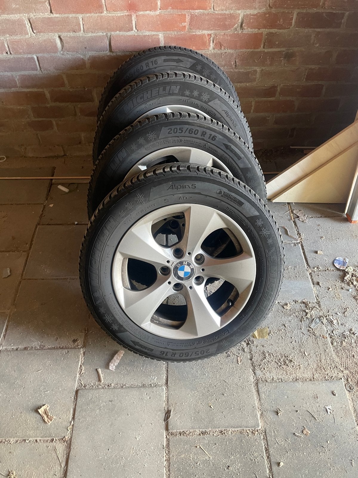 BMW 16 inch winterbanden met velgen - Michelin Alpin 5, Auto-onderdelen, Banden en Velgen, Ophalen, Gebruikt, 16 inch, Banden en Velgen