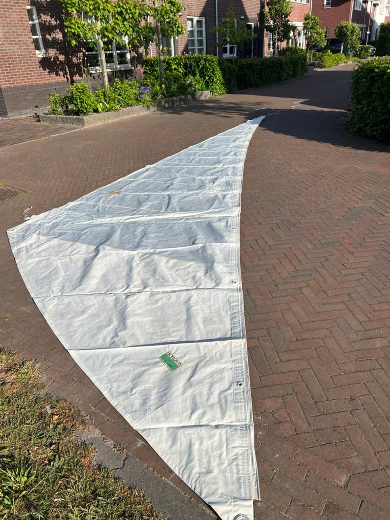 Stormfok met pees - Aanpasbaar voorlijk, Ophalen, Zo goed als nieuw, Stormfok, Minder dan 15 m²