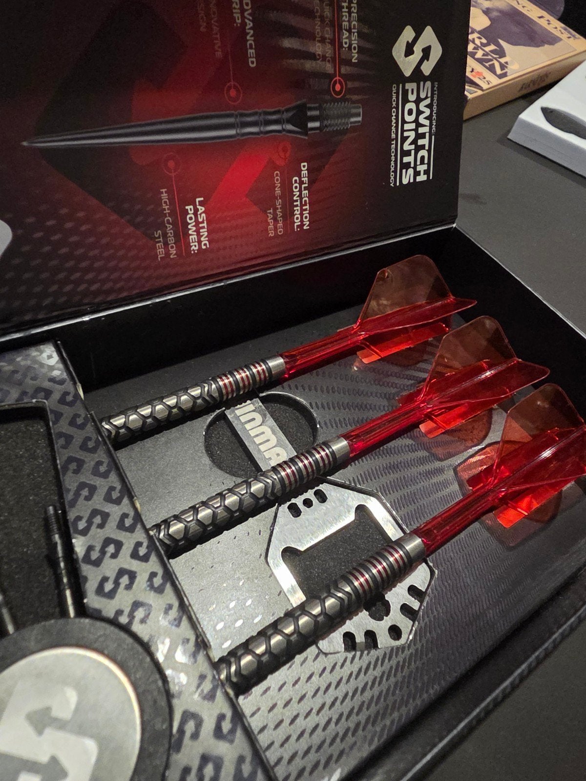 Winmau Fornax Darts 24 Gram - Nieuwstaat !, Sport en Fitness, Darts, Ophalen of Verzenden, Zo goed als nieuw, Pijlen