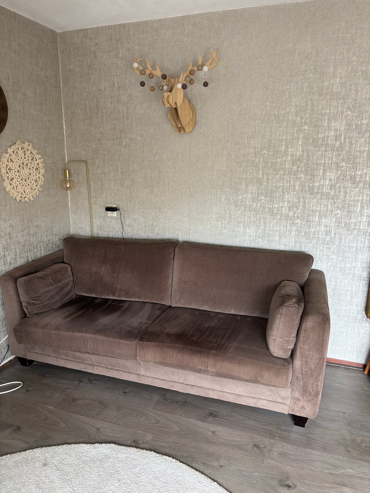 Bruine ribstof bank - gratis ophalen, Ophalen, Gebruikt, Driepersoons, 75 tot 100 cm