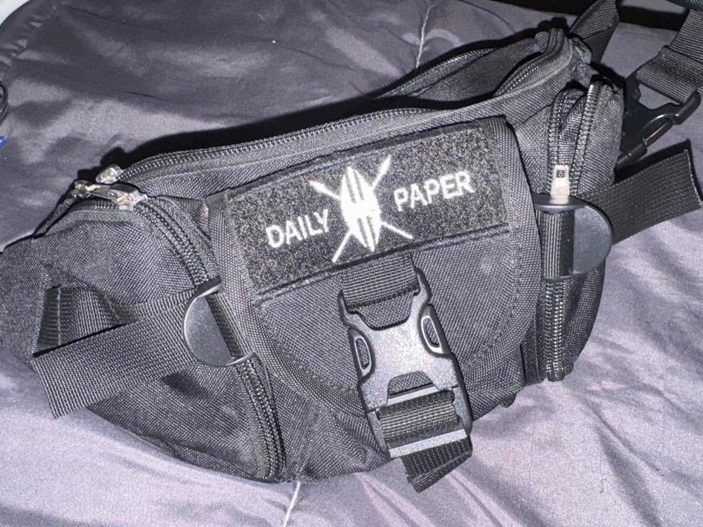 Daily Paper heuptasje, Sieraden, Tassen en Uiterlijk, Tassen | Schoudertassen, Ophalen of Verzenden, Gebruikt, Zwart