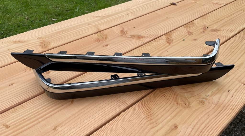 Volvo V70 ‘04/‘07 sierlijst achterbumper chroom, Auto-onderdelen, Gebruikt, Ophalen of Verzenden, Volvo, Bumper