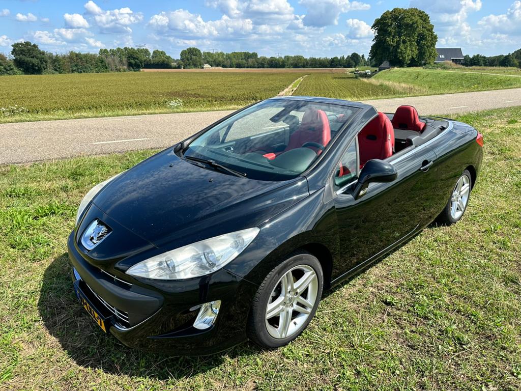 NETTE PEUGEOT 308CC 1.6-16V VTI SPORT zwart, cc leder nw apk, Auto's, Voorwielaandrijving, Euro 5, 4 cilinders, Cabriolet