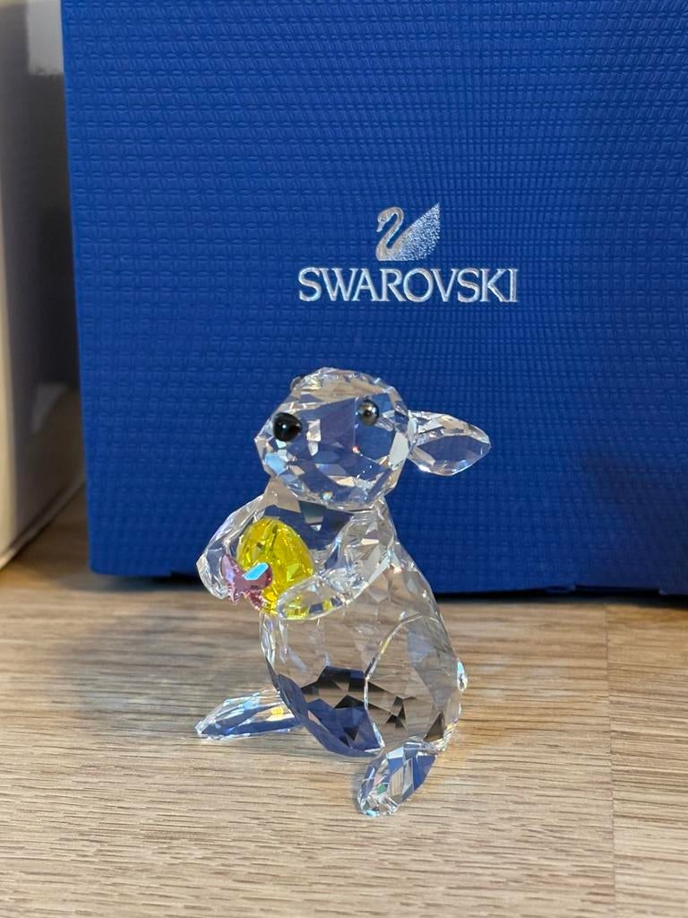 swarovski konijn met paasei, Verzamelen, Swarovski, Ophalen of Verzenden, Zo goed als nieuw, Figuurtje