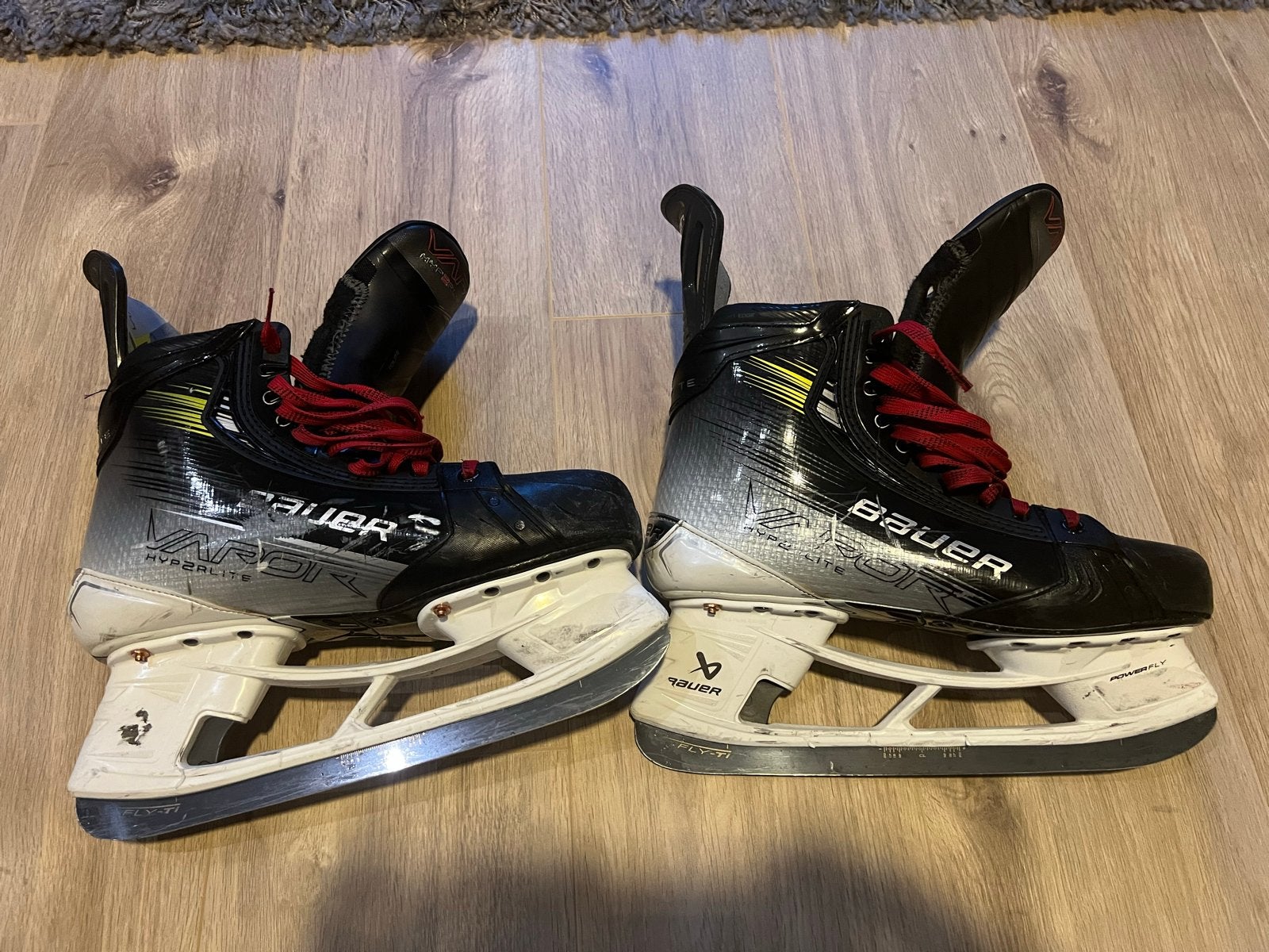 Bauer Vapor Hyperlite 2 ijshockeyschaatsen maat 10.5, Gebruikt, Bauer, Ophalen of Verzenden, IJshockeyschaatsen
