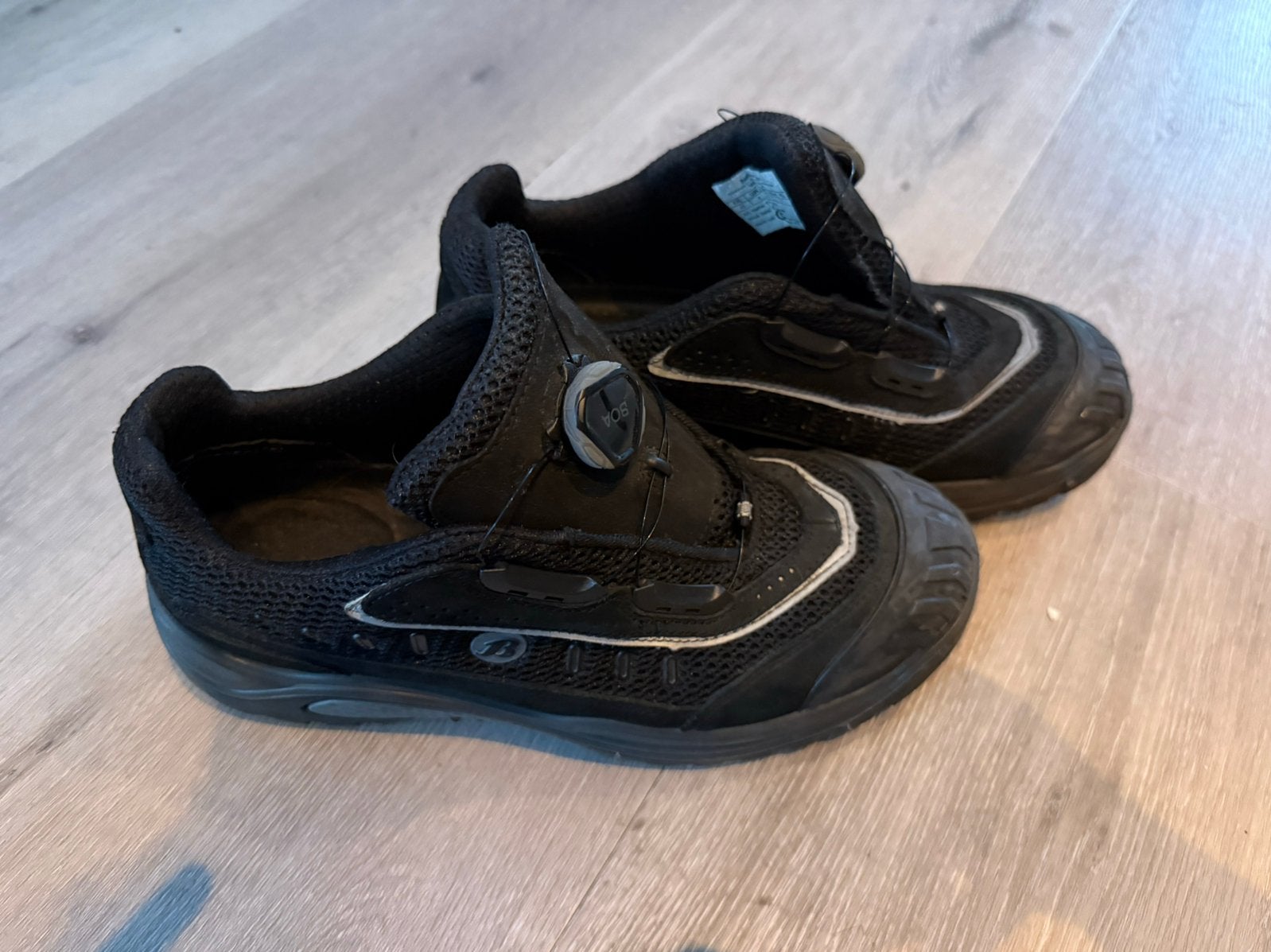 Bata Traxx 213 veiligheidsschoenen mt 43, Kleding | Heren, Ophalen of Verzenden, Zo goed als nieuw, Zwart, Werkschoenen