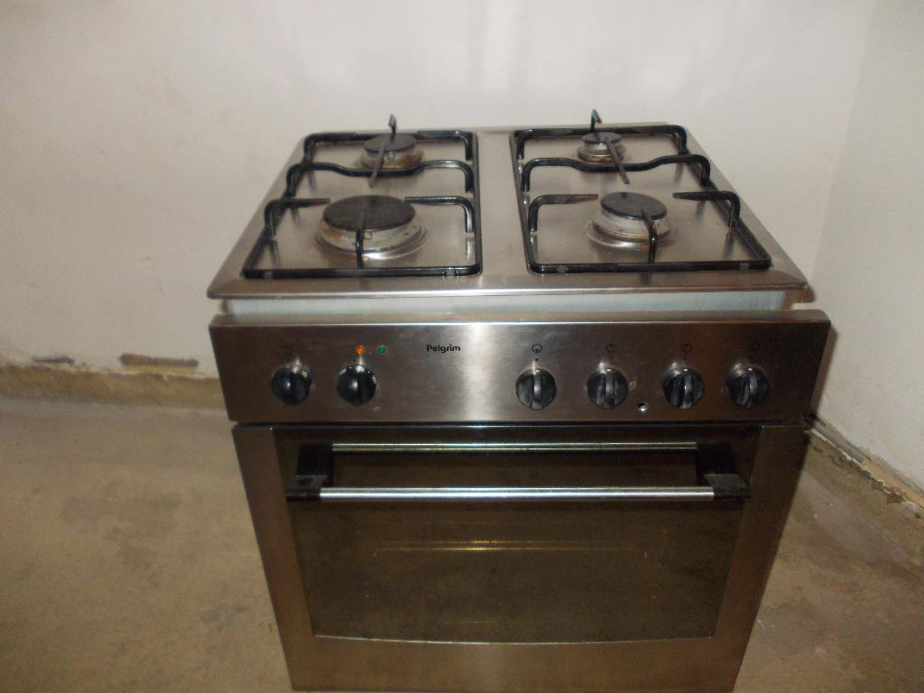 Te koop een prima  inbouw oven met een gas kookplaat, Ophalen, Minder dan 45 cm, Gebruikt, Oven