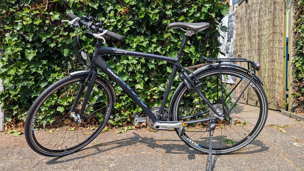 Giant Aero RS3 Heren fiets 3x9 versn.weinig gebruikt +-200km, Fietsen en Brommers, Ophalen, Velgrem, Versnellingen, Giant