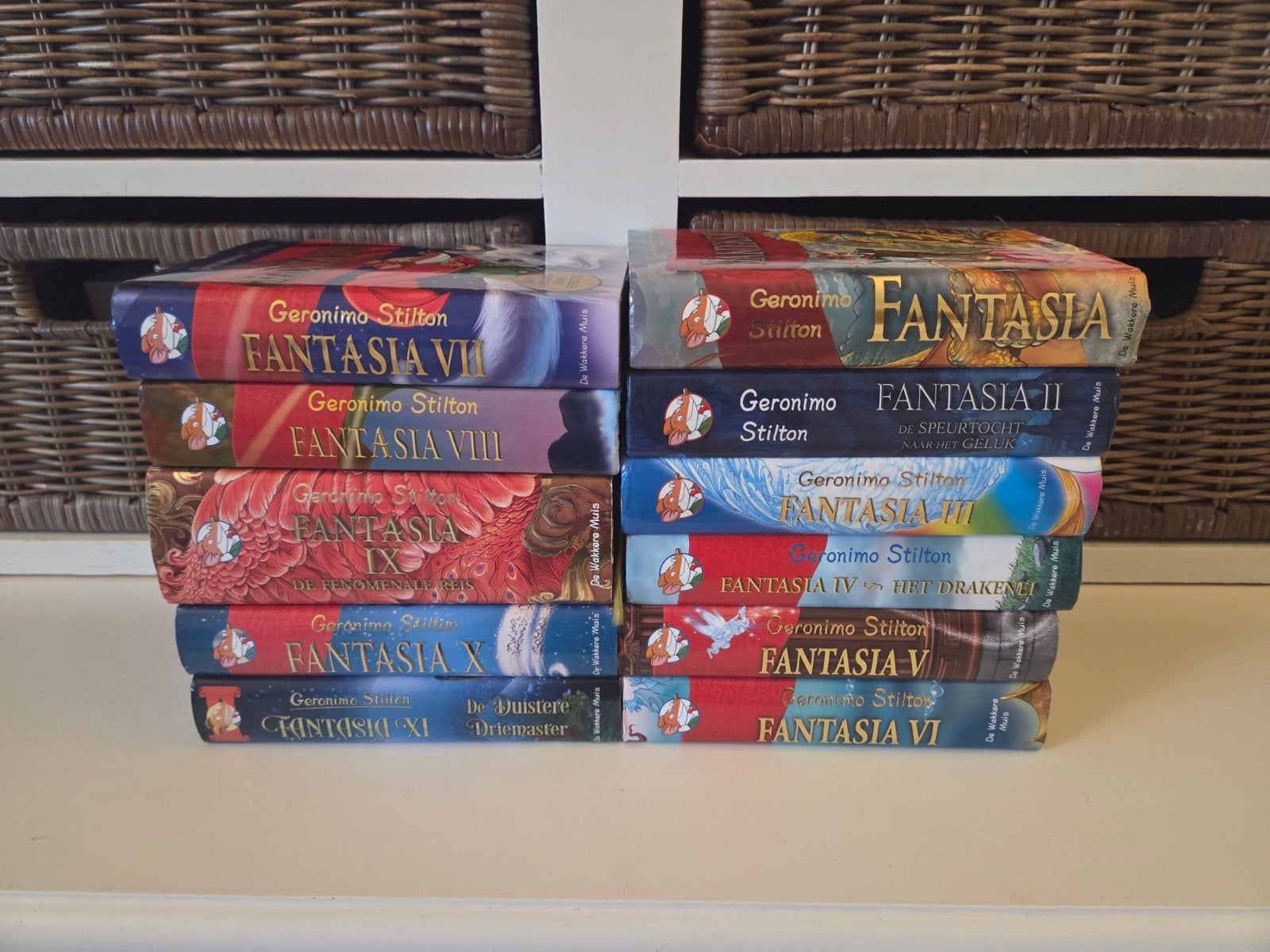 Geronimo Stilton - Fantasia (12 stuks), Boeken, Ophalen of Verzenden, Gelezen