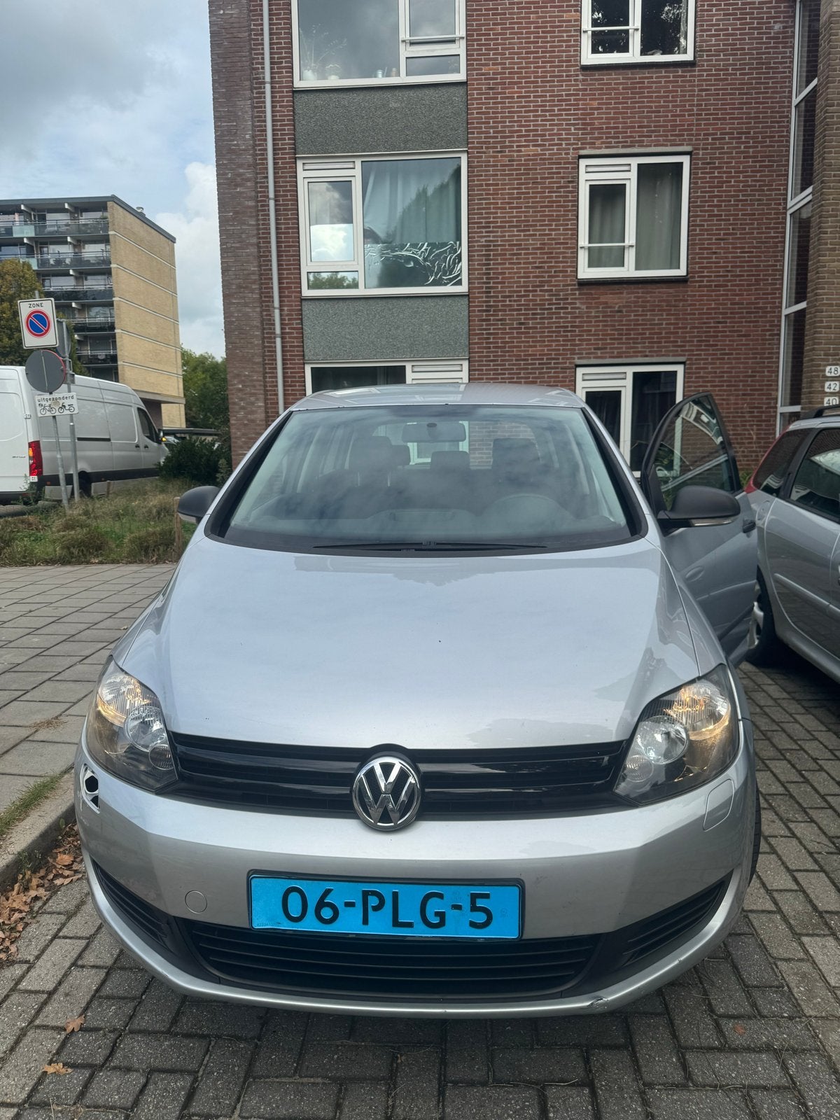 Volkswagen Golf Plus 1.6 TDI 77KW DSG 2011 Grijs, 730 kg, 1367 kg, 4 cilinders, Origineel Nederlands