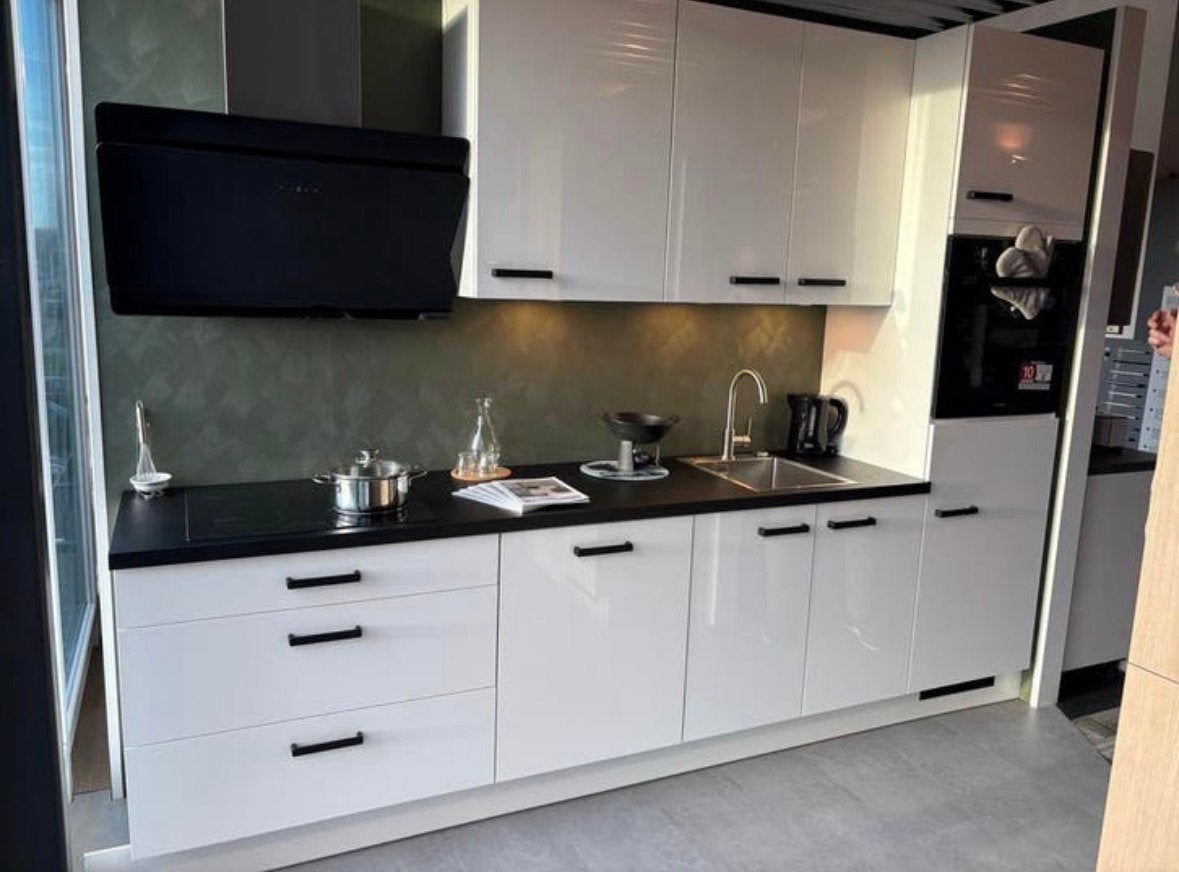 Witte hoogglans keuken 300cm incl. 5 inbouwapparaten, Ophalen, Nieuw, Wit, Enkelwandige keuken