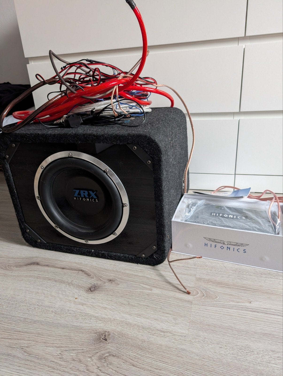 Hifonics subwoofer+versterker, Ophalen