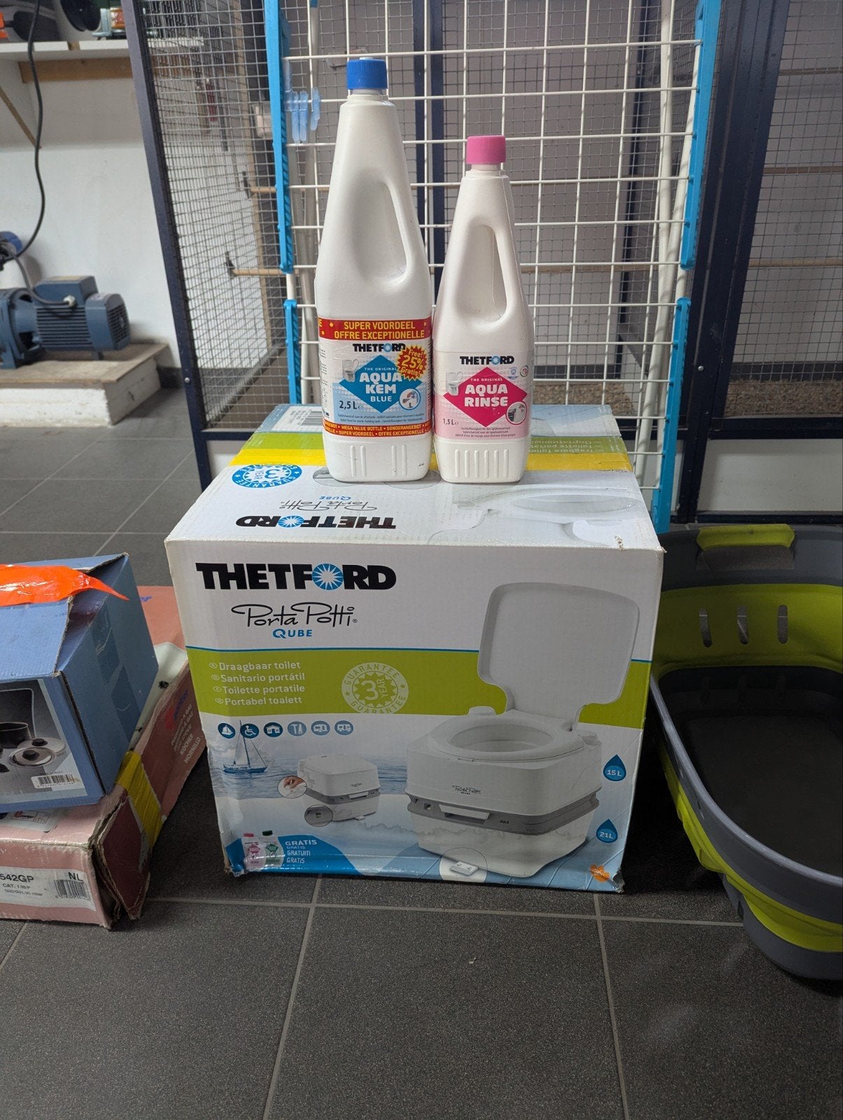 Thetford Porta Potti Qube met Aqua Kem en Aqua Rinse, Ophalen, Zo goed als nieuw