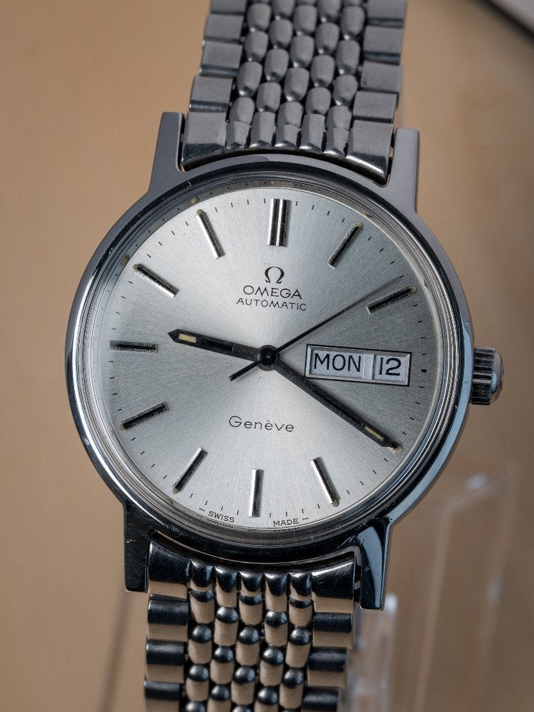 Omega Genève Day-Date uit 1973 – op originele beads of rice, Staal, Gebruikt, Staal, Tweedehands product, dus niet relevant