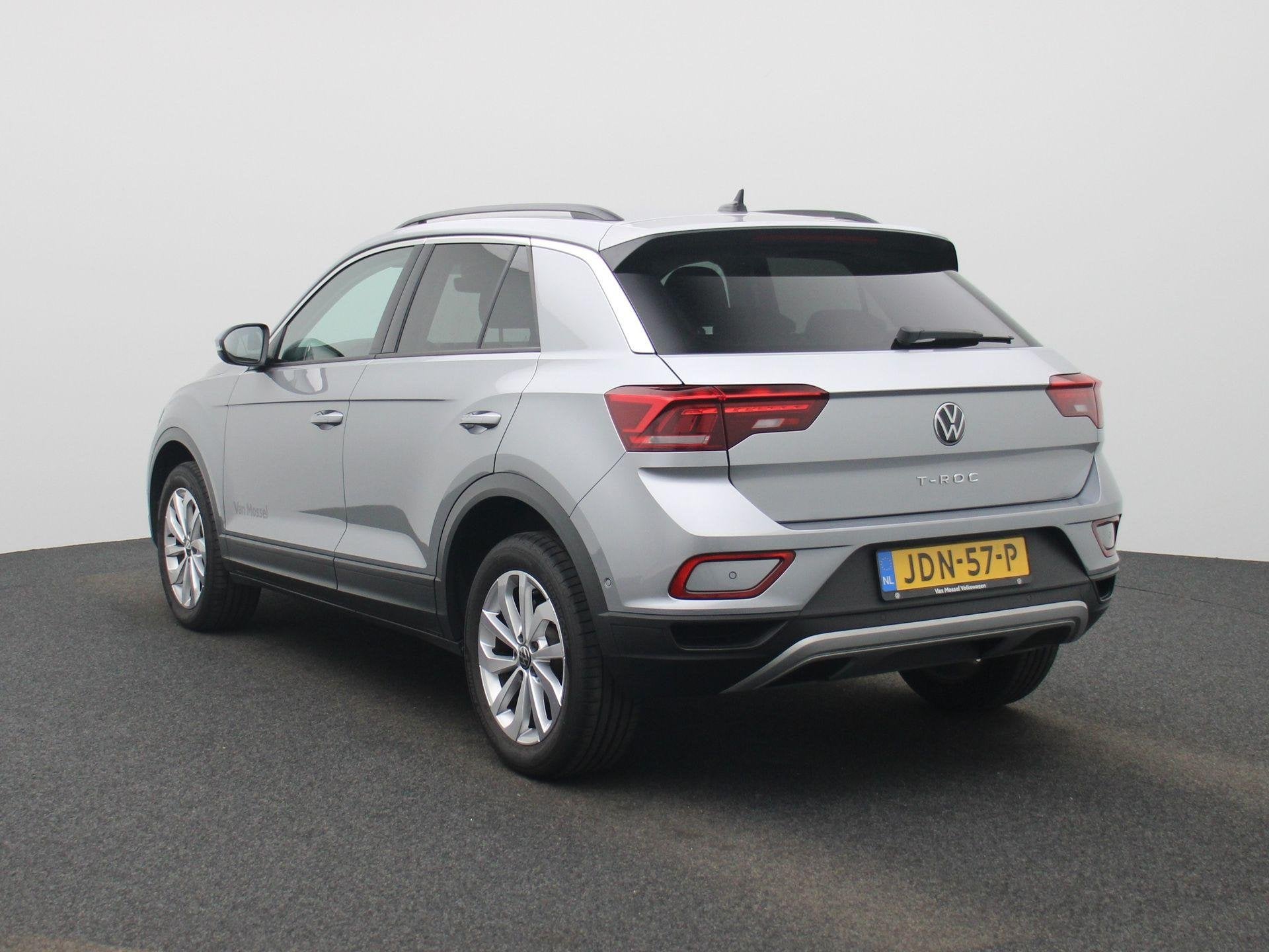 Volkswagen T-Roc 1.5 TSI Life Edition 150pk | EM | Automaat, Auto's, Volkswagen, 12 maanden, Stof, 4 cilinders, Origineel Nederlands