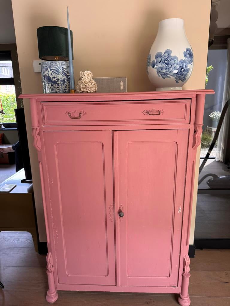 Roze meidenkastje, antiek, brocante, Antiek en Kunst, Ophalen