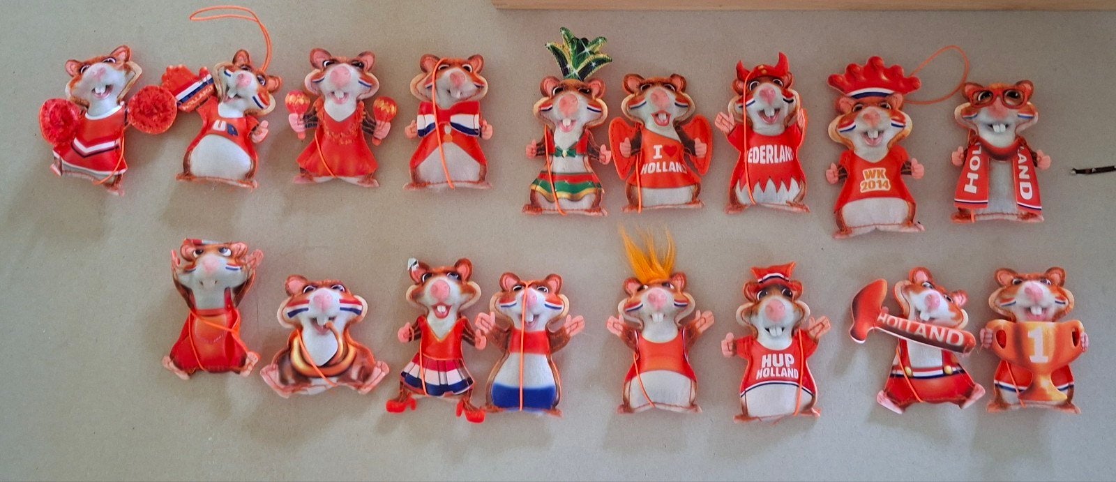 AH hamster hangers 16 st. serie 2014 WK voetbal, Ophalen of Verzenden, Nieuw, Overige binnenlandse clubs