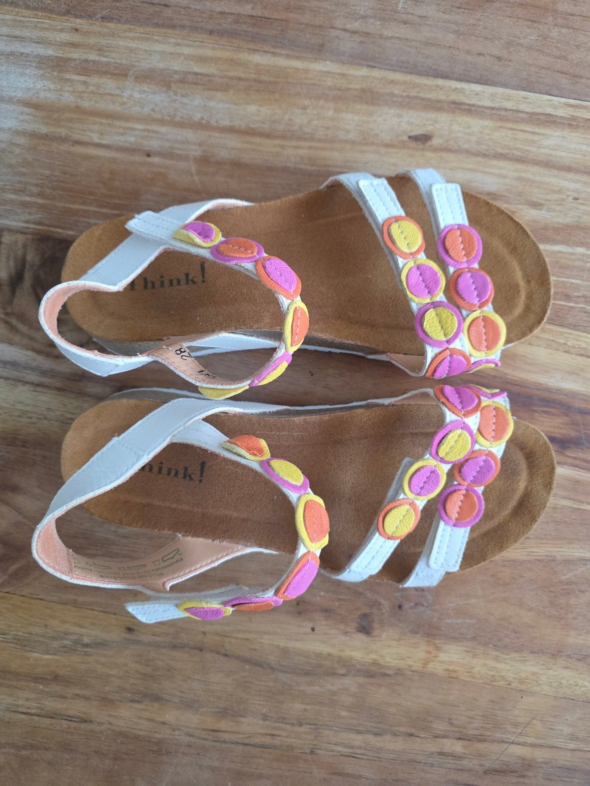 Think! Sandalen - Maat 37 - Zo goed als nieuw, Kleding | Dames, Schoenen, Overige kleuren, Think!, Zo goed als nieuw, Sandalen of Muiltjes