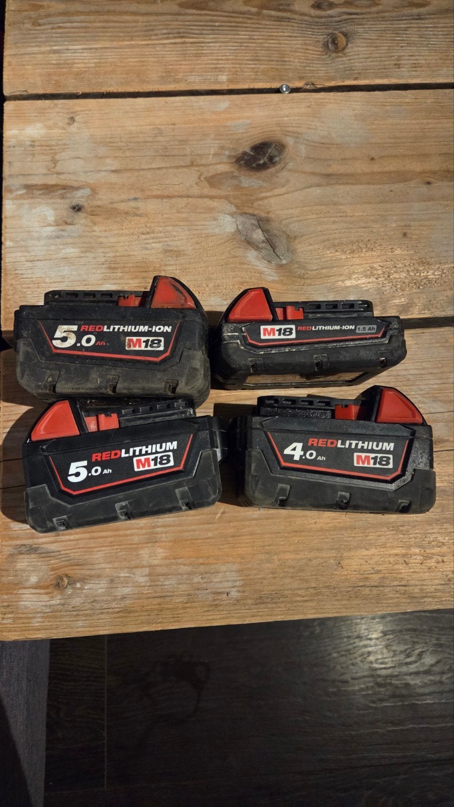Milwaukee Accu's - 2x 5Ah, 1x 4Ah, 1x 2.5Ah (defect), Ophalen of Verzenden, Kabel of Snoer