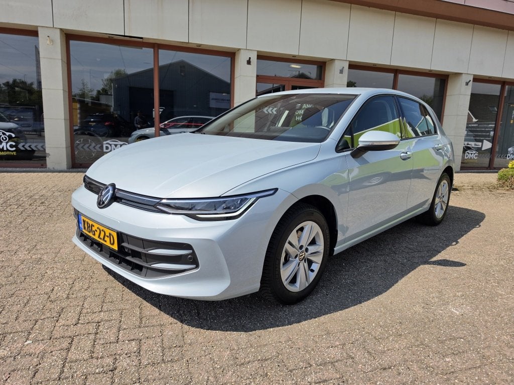 Volkswagen Golf 1.5 eTSI Life Edition | Mild Hybrid | Navi |, 12 maanden, Euro 6, Blauw, Bedrijf