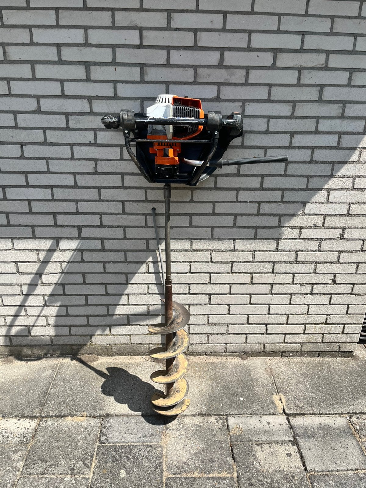 Nette Stihl BT131 motorgrondboor, Ophalen of Verzenden, Zo goed als nieuw, Grondboor