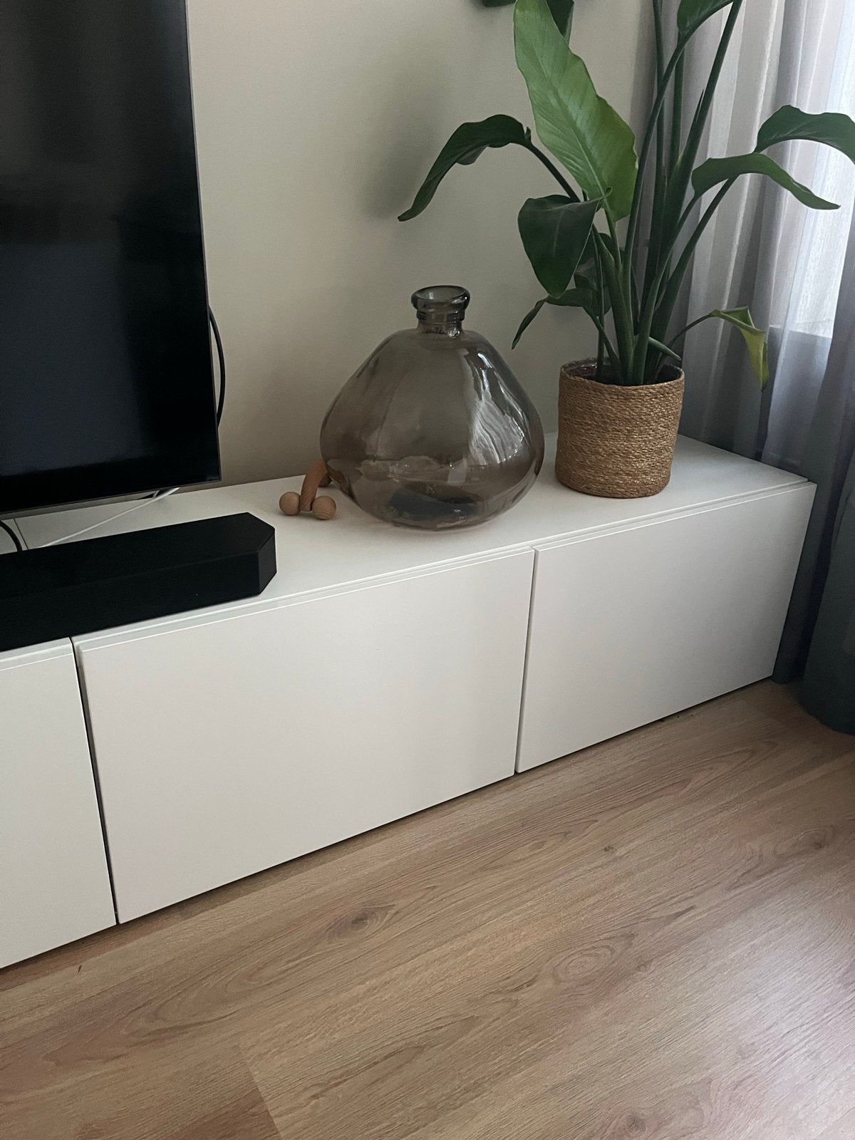 2 IKEA Besta deurtjes, glanzend wit, Ophalen, Zo goed als nieuw