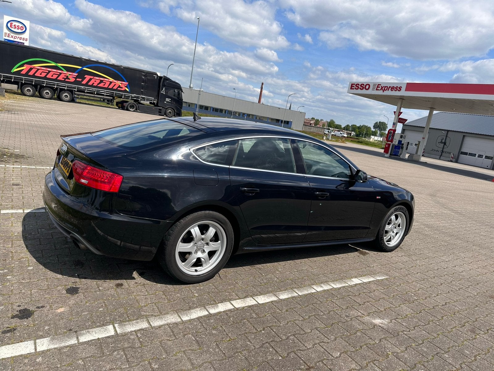 Audi A5 1.8 Tfsi 106KW Sportb M-tron 2016 Zwart, Auto's, 4 cilinders, Zwart, Origineel Nederlands, 144 pk