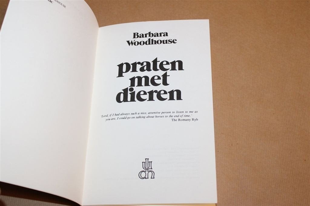 Praten met Dieren — Omgang met Honden en Paarden 1977, Boeken, Ophalen of Verzenden, Gelezen, Honden