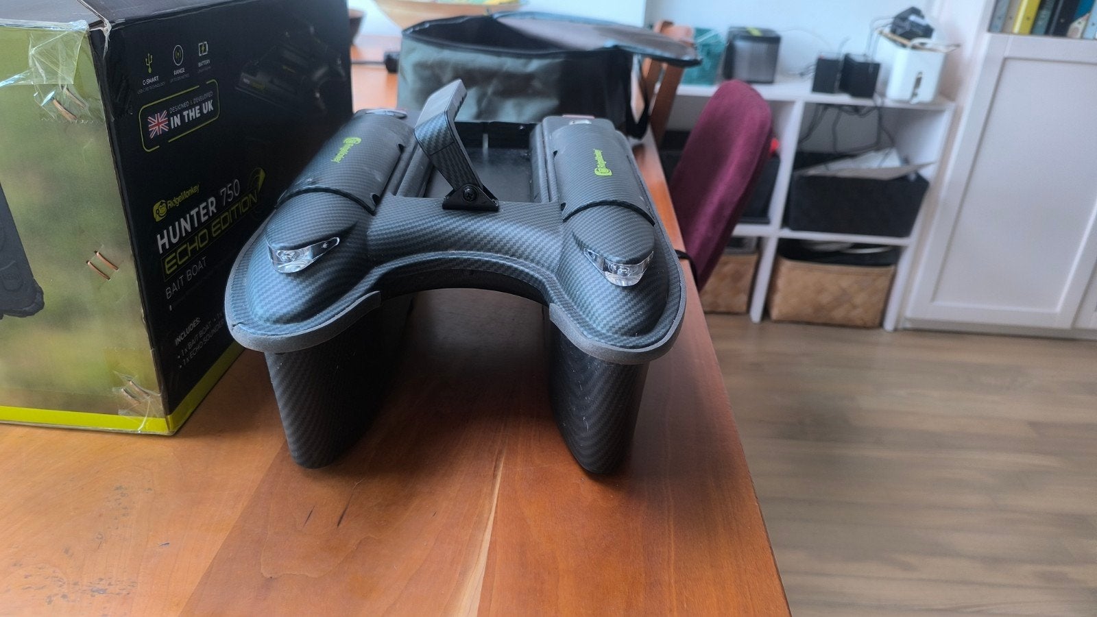 RidgeMonkey Hunter 750 Eco Voerboot met Fishfinder, Watersport en Boten, Hengelsport | Karpervissen, Ophalen of Verzenden, Zo goed als nieuw