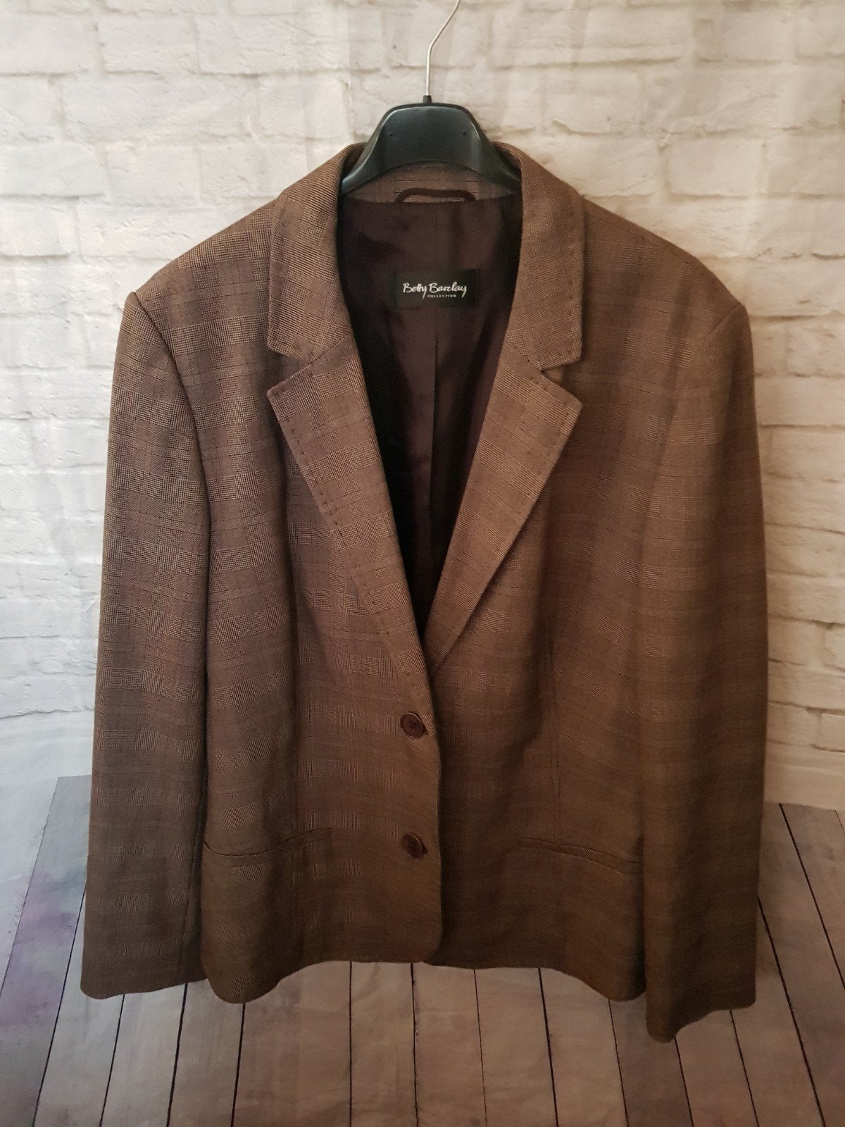 Betty barclay mooi colbertje  mt 42, Kleding | Dames, Jassen | Winter, Verzenden, Nieuw, Maat 42/44 (L), Bruin