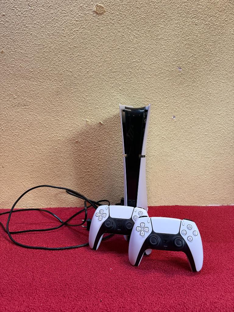 PLAYSTATION 5 DIGITAL MET 2 CONTROLLERS IN TOPSTAAT!, Spelcomputers en Games, Spelcomputers | Sony PlayStation 5, Ophalen of Verzenden