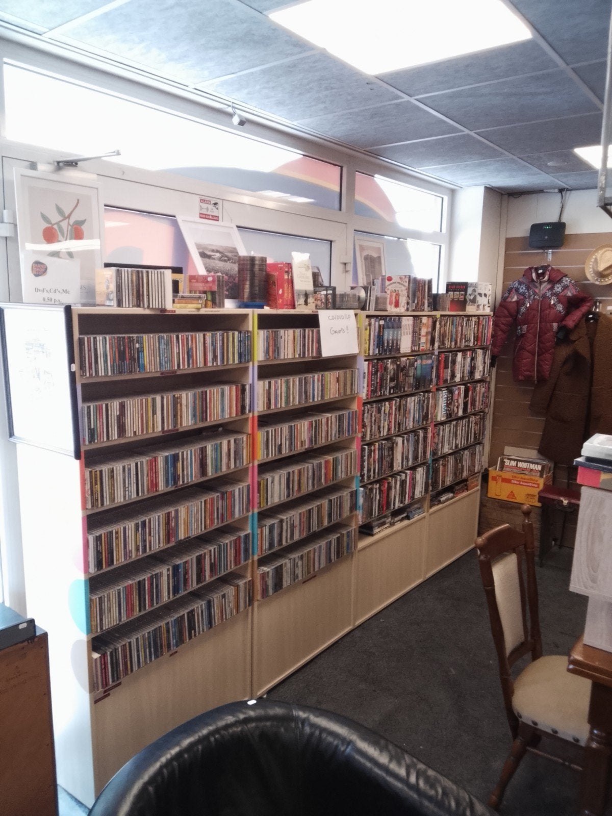 7x gratis opbergkasten voor bv: cd/dvd enz., Ophalen, Gebruikt