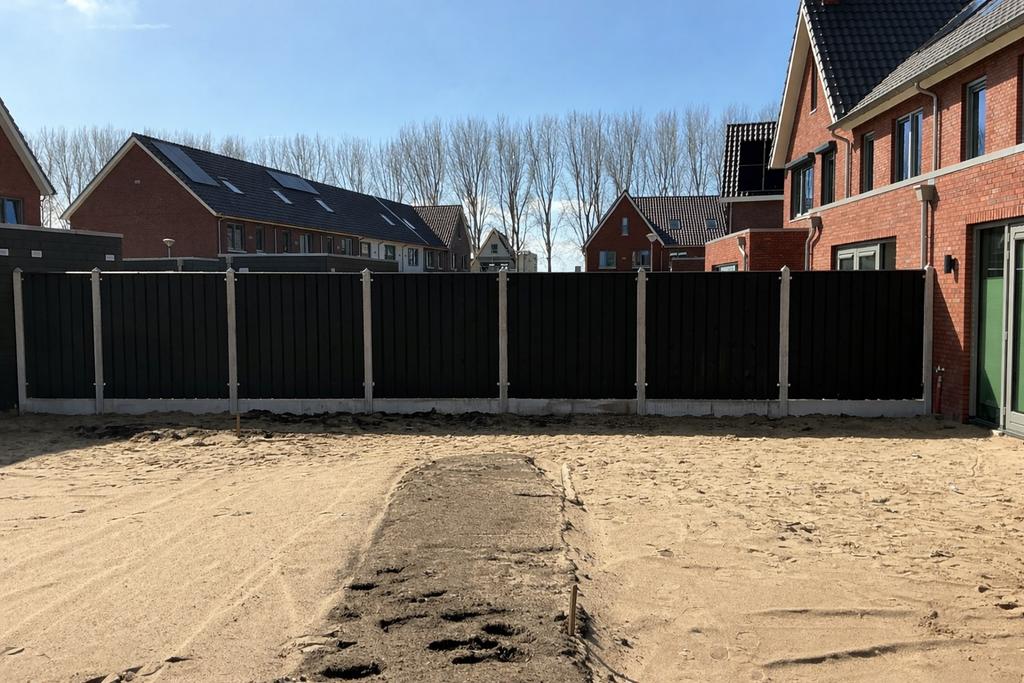 Zwarte tuinscherm | 21 planken | vanaf €125 per meter, Ophalen, Nieuw, Hout, Tuinhek