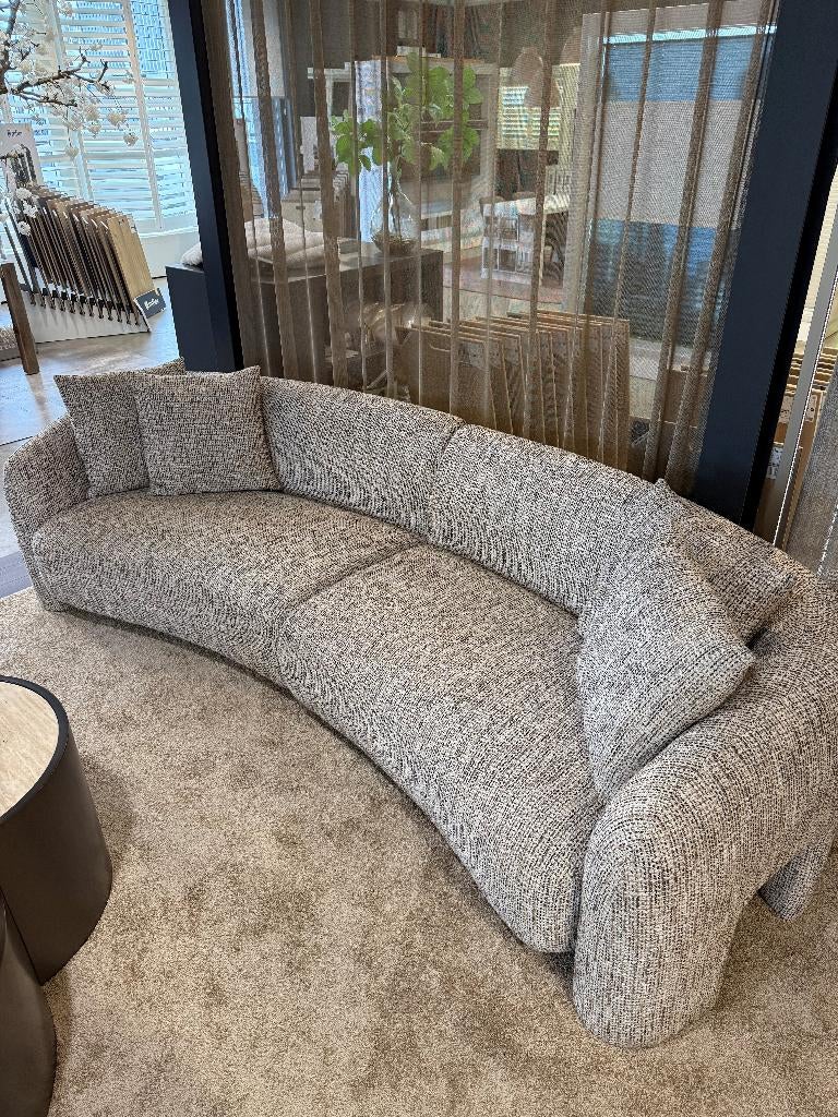 Richmond Milania bank Showroommodel, Ophalen, 250 tot 300 cm, 75 tot 100 cm, Zo goed als nieuw