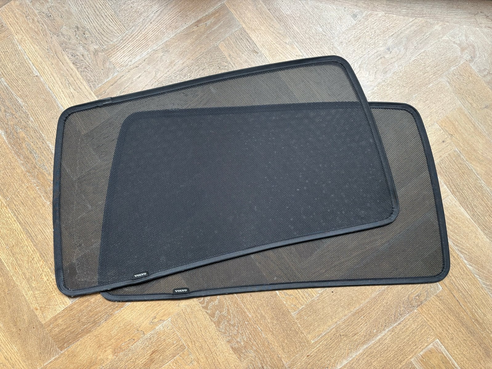 Originele Volvo V70 Zonwering, Ophalen, Gebruikt