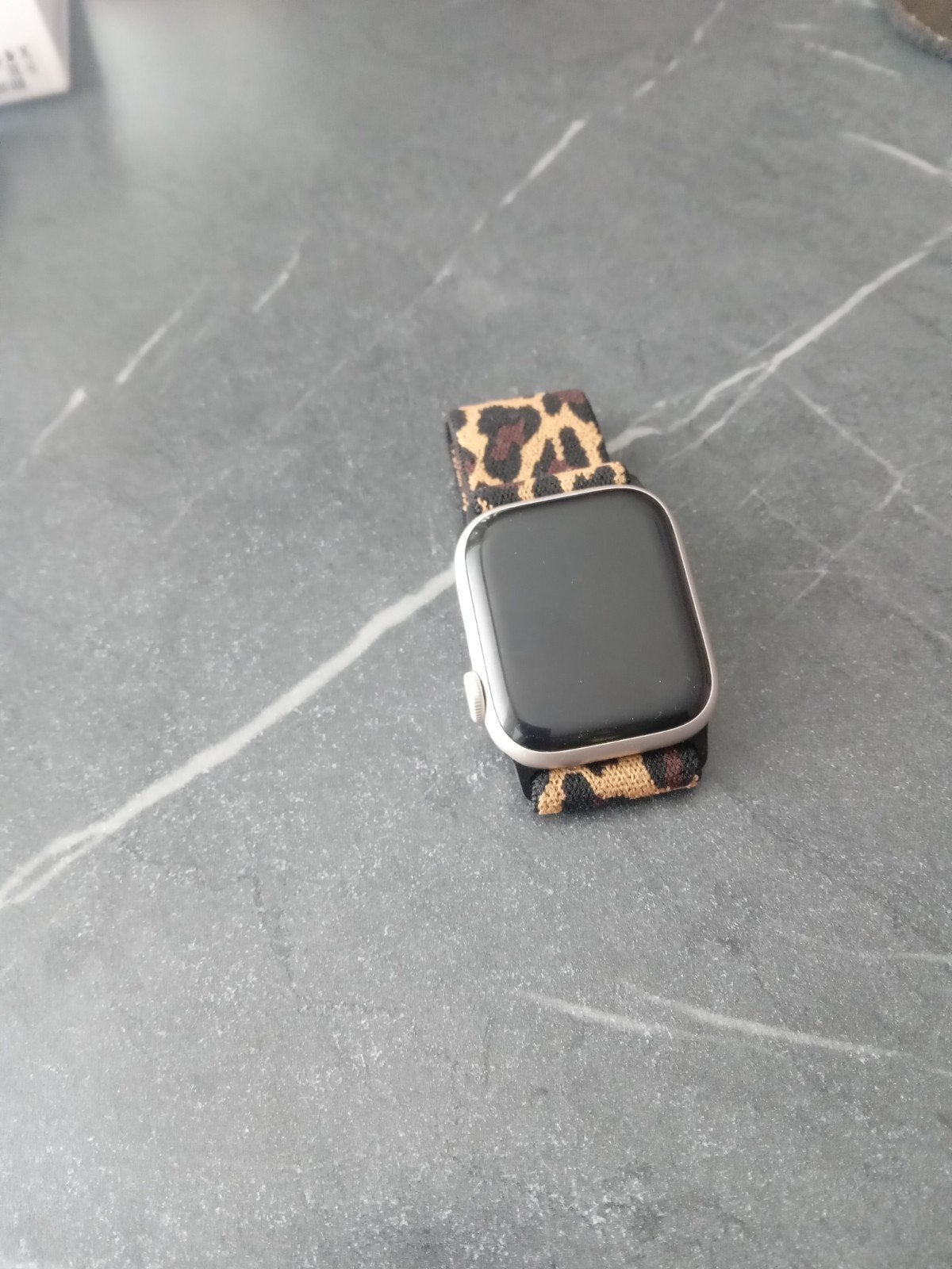 Nieuwe iPhone SE Smartwatch met USB snellader, Ophalen, Nieuw, IOS, Apple