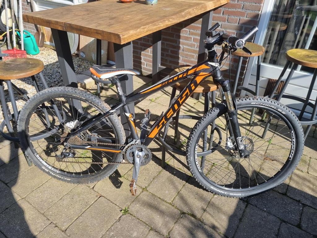 Mountainbike sensa sella , oranje wit met zwart, Ophalen, Gebruikt, Schijfrem, Overige merken