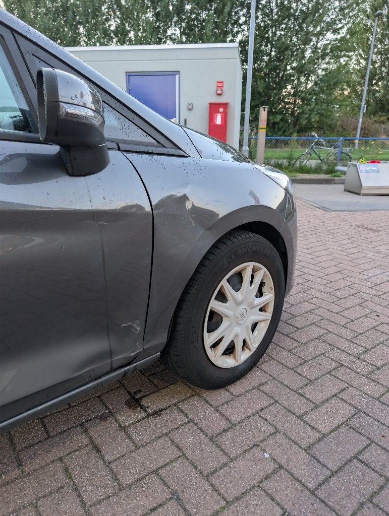 Foto 19 van Ford Fiesta 1.1 85PK 5dr 2019 Grijs